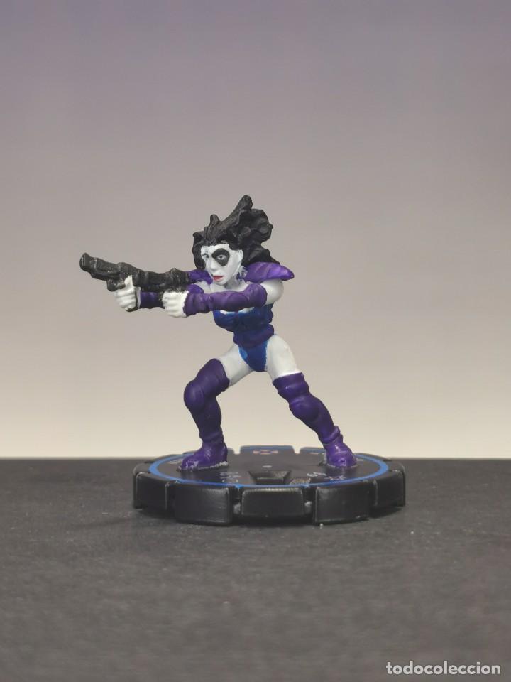 Figuras e Bonecos Marvel: Domino #029. Marvel Heroclix. WizKids, 2003.