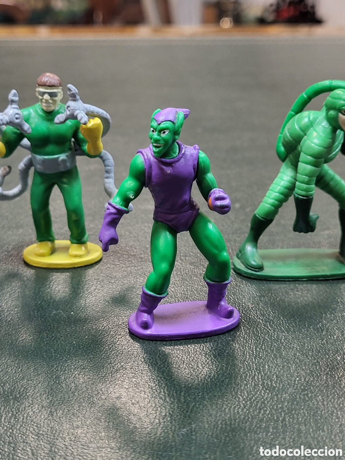Figuras y mu&ntilde;ecos Marvel: LOTE DE 8 FIGURAS PVC . MARVEL - Foto 4