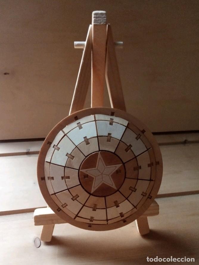 Figuras y mu&ntilde;ecos Marvel: Escudo Capit&aacute;n Am&eacute;rica. Marvel. Puzzle 3D en madera. - Foto 2