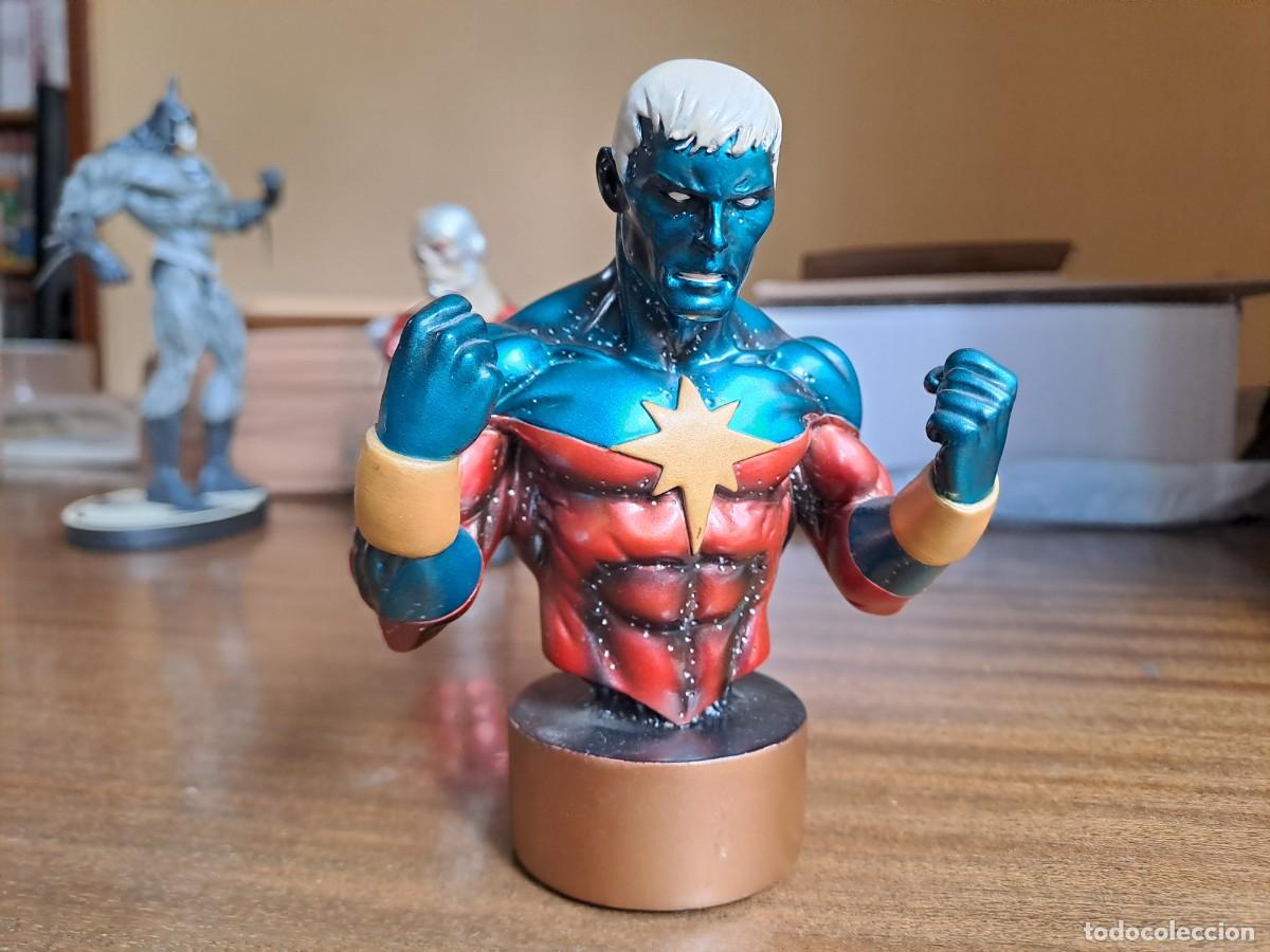 Figuras y mu&ntilde;ecos Marvel: CAPITAN MARVEL ( MINIBUSTO de resina ) - Foto 6