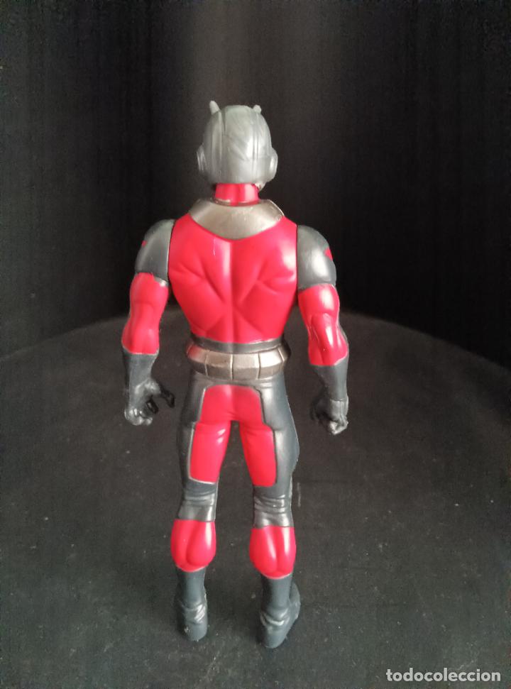 Figuras y mu&ntilde;ecos Marvel: ANT-MAN - HASBRO 2015 MARVEL COMICS - 16CM. LOS VENGADORES - Foto 2