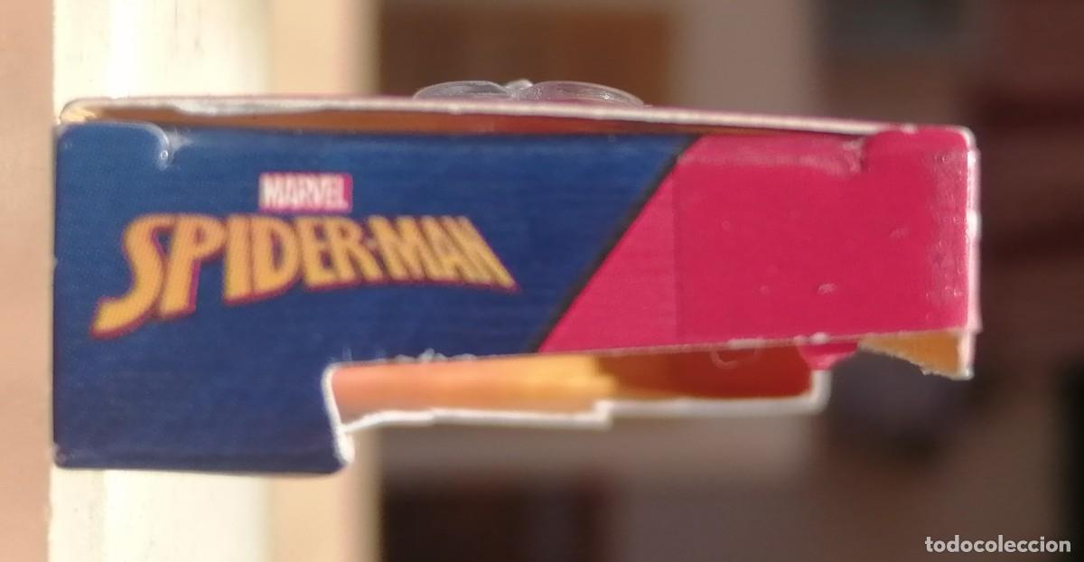 Figuras y mu&ntilde;ecos Marvel: Figura de Spiderman, Marvel, Mini Brands Disney Toy Store - Foto 6
