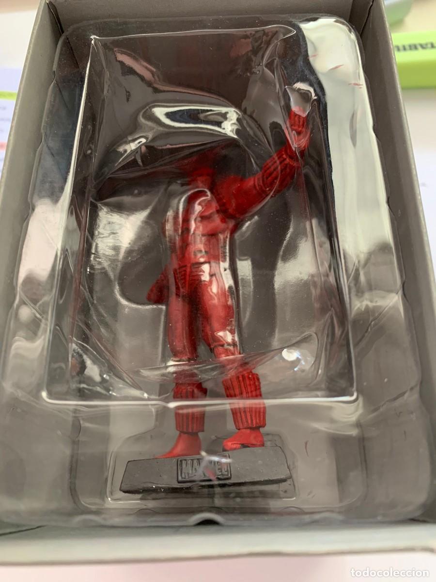 Figuras y mu&ntilde;ecos Marvel: Figura Dinamo escarlata 122 eaglemoss - Foto 3
