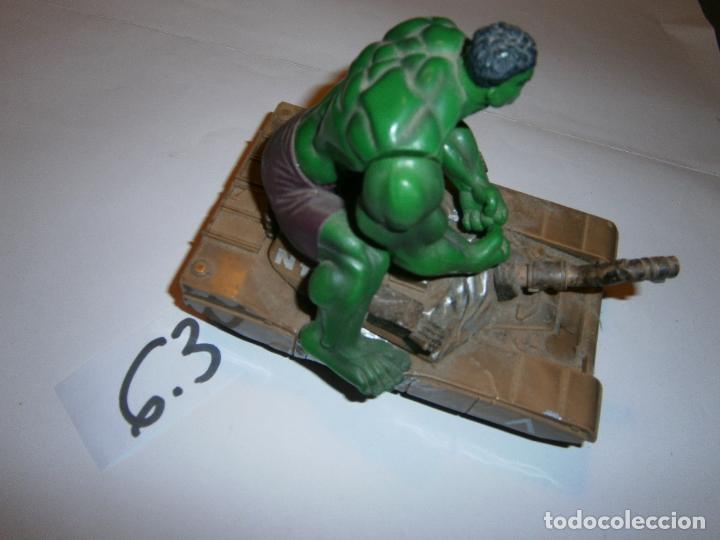 Figuras y mu&ntilde;ecos Marvel: ESPECTACULAR FIGURA DE HULK SOBRE TANQUE A PILAS - Foto 3