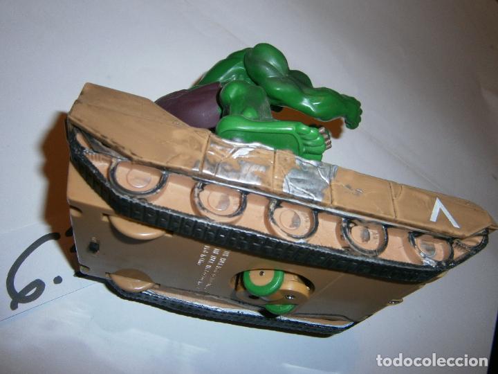 Figuras y mu&ntilde;ecos Marvel: ESPECTACULAR FIGURA DE HULK SOBRE TANQUE A PILAS - Foto 4