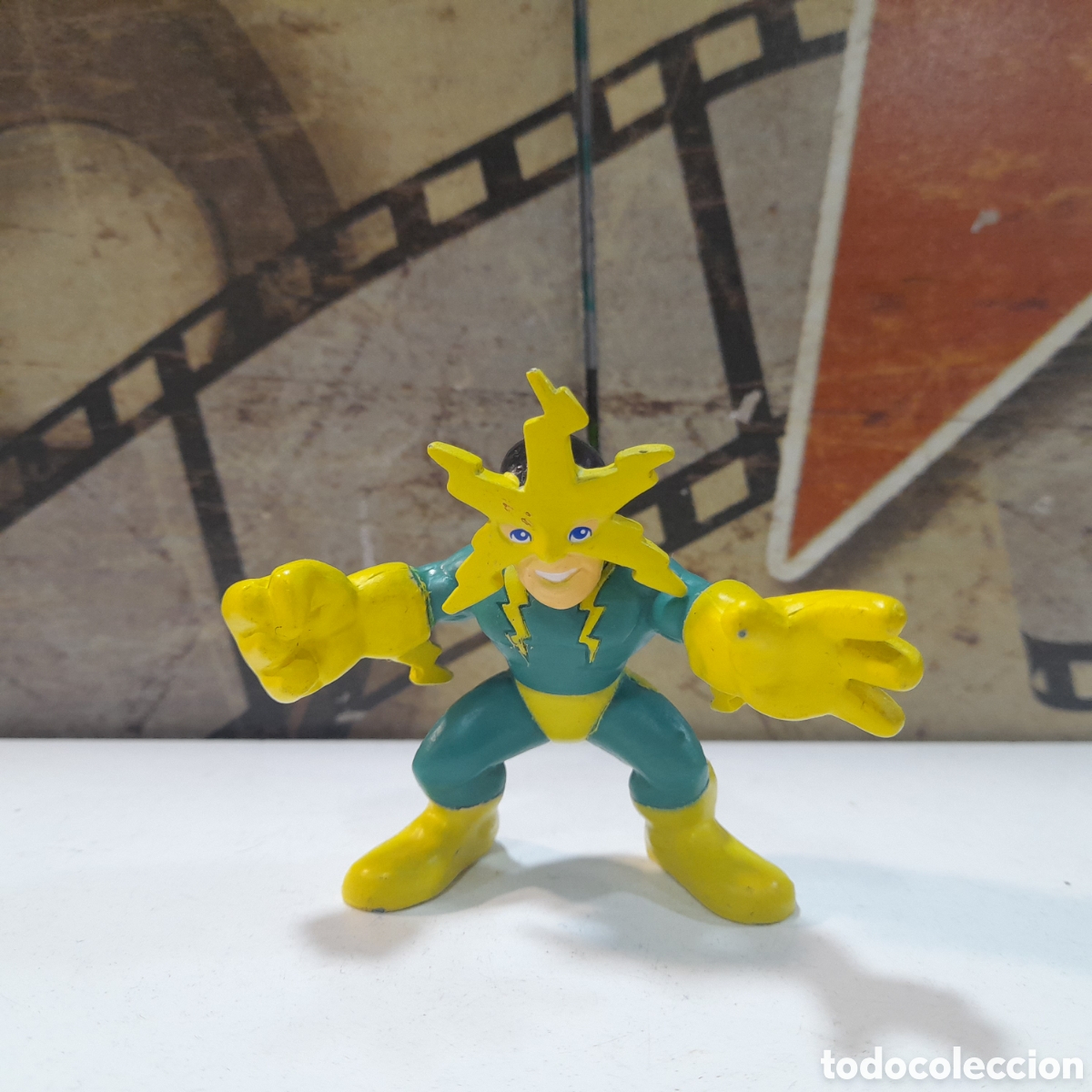 Figuras y mu&ntilde;ecos Marvel: Figura Electro - Foto 1