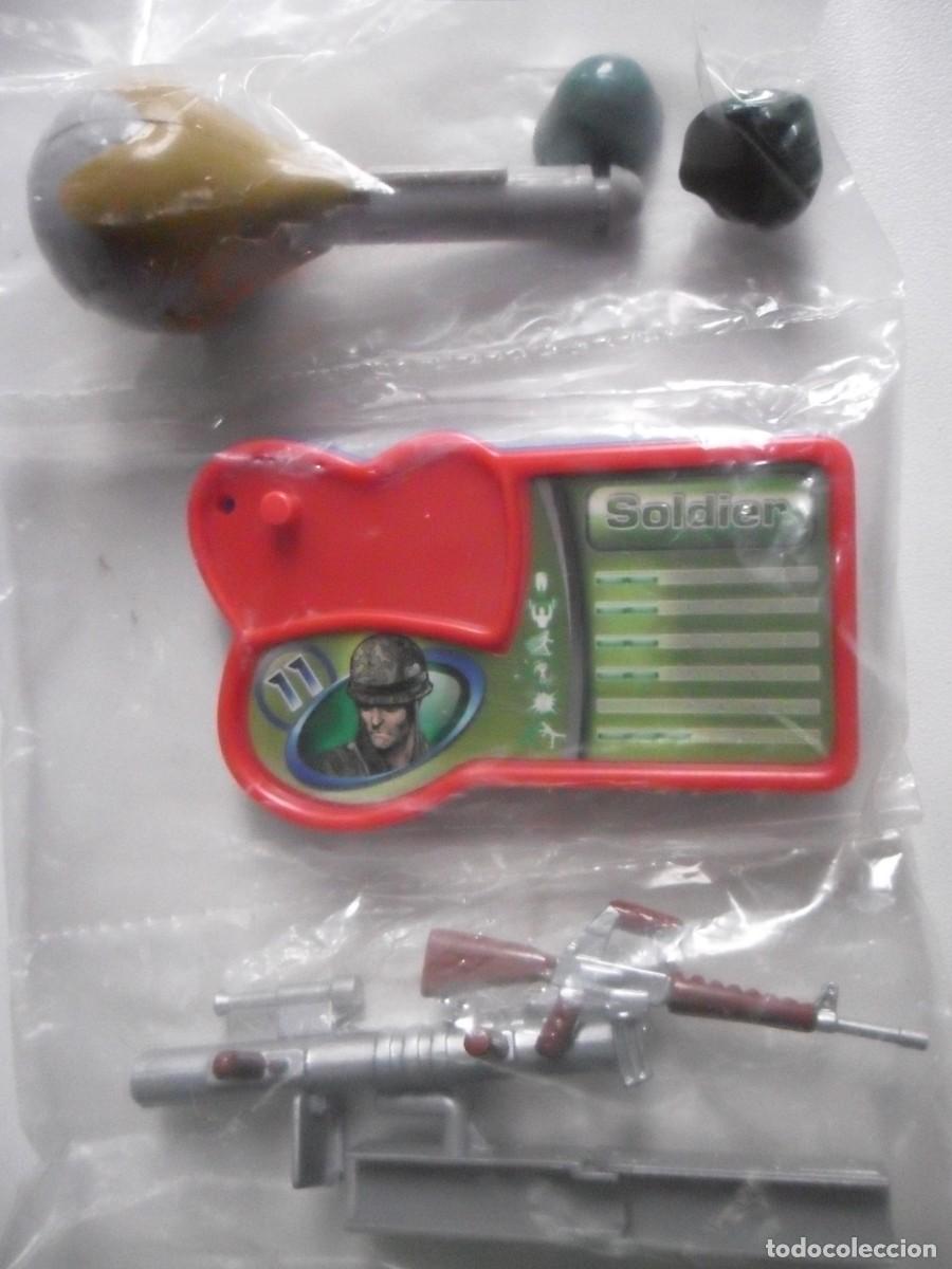 Figuras y mu&ntilde;ecos Marvel: MARVEL WORLD HULK VS SOLDIER FAMOSA 2006 - Foto 12