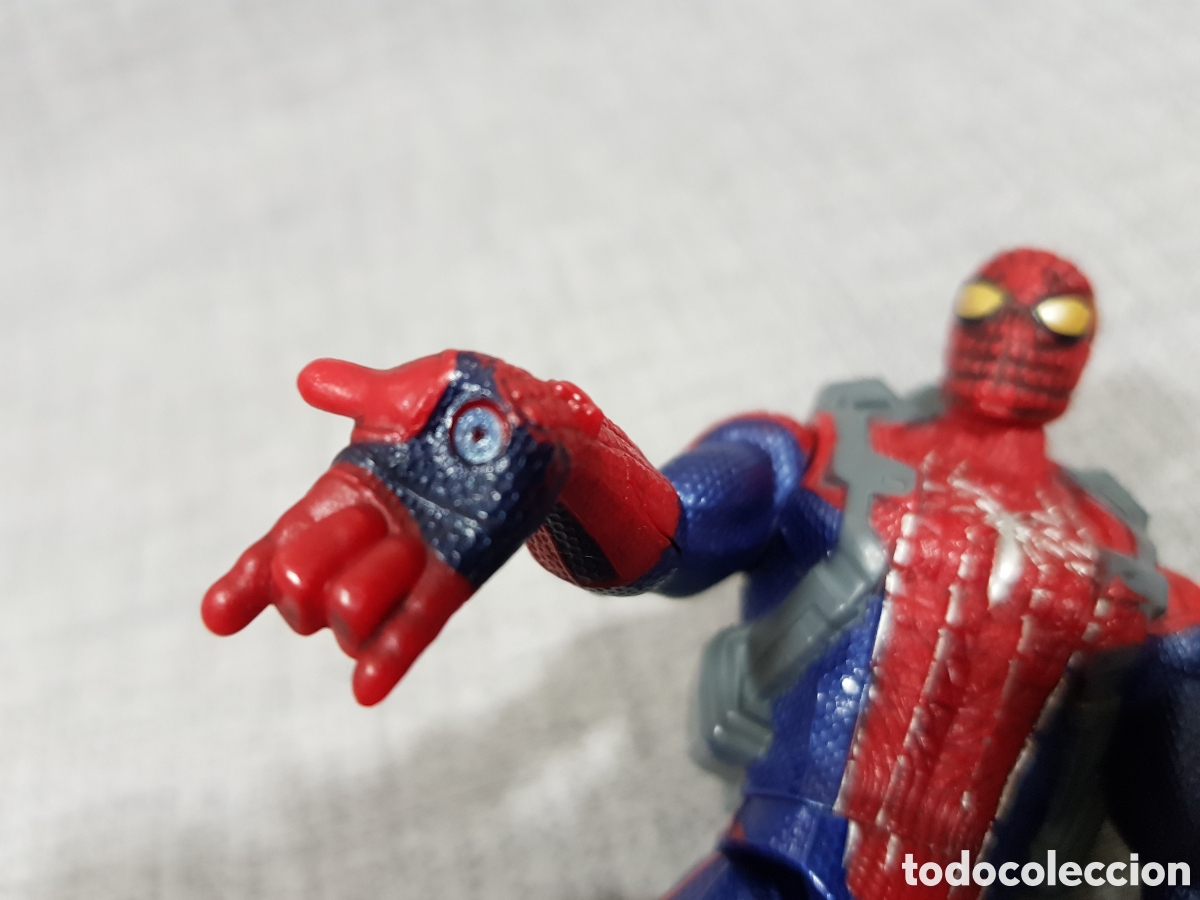 Figuras y mu&ntilde;ecos Marvel: SPIDERMAN LANZADOR DE AGUA. HASBRO 2012. - Foto 7