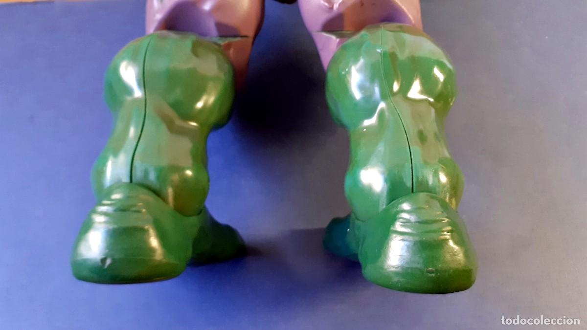 Figuras y mu&ntilde;ecos Marvel: The Incredible Hulk 37 cm (Disney Store) - Foto 15