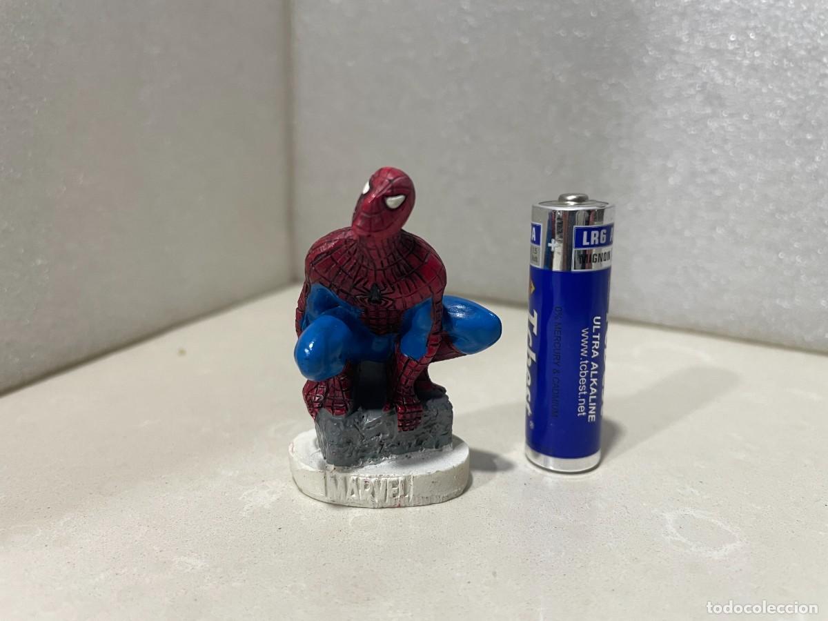 Figuras y mu&ntilde;ecos Marvel: Figura de Spiderman de marmolina - Marvel 2005 - Foto 1