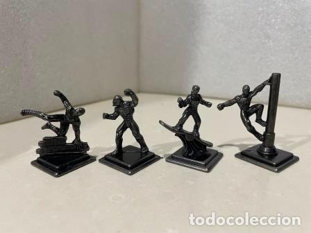 Figuras y mu&ntilde;ecos Marvel: 4 MINIFIGURAS DE METAL - MONOPOLY SPIDERMAN - Foto 1