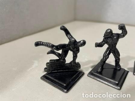 Figuras y mu&ntilde;ecos Marvel: 4 MINIFIGURAS DE METAL - MONOPOLY SPIDERMAN - Foto 2