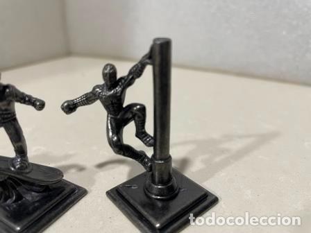 Figuras y mu&ntilde;ecos Marvel: 4 MINIFIGURAS DE METAL - MONOPOLY SPIDERMAN - Foto 5