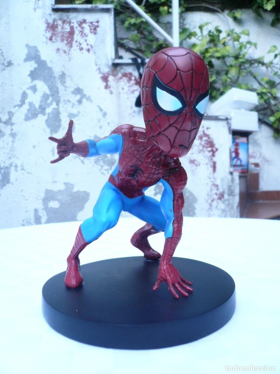Figuras y mu&ntilde;ecos Marvel: FIGURA DE SPIDERMAN HEAD KNOCKER NUEVA EN SU CAJA - Foto 2