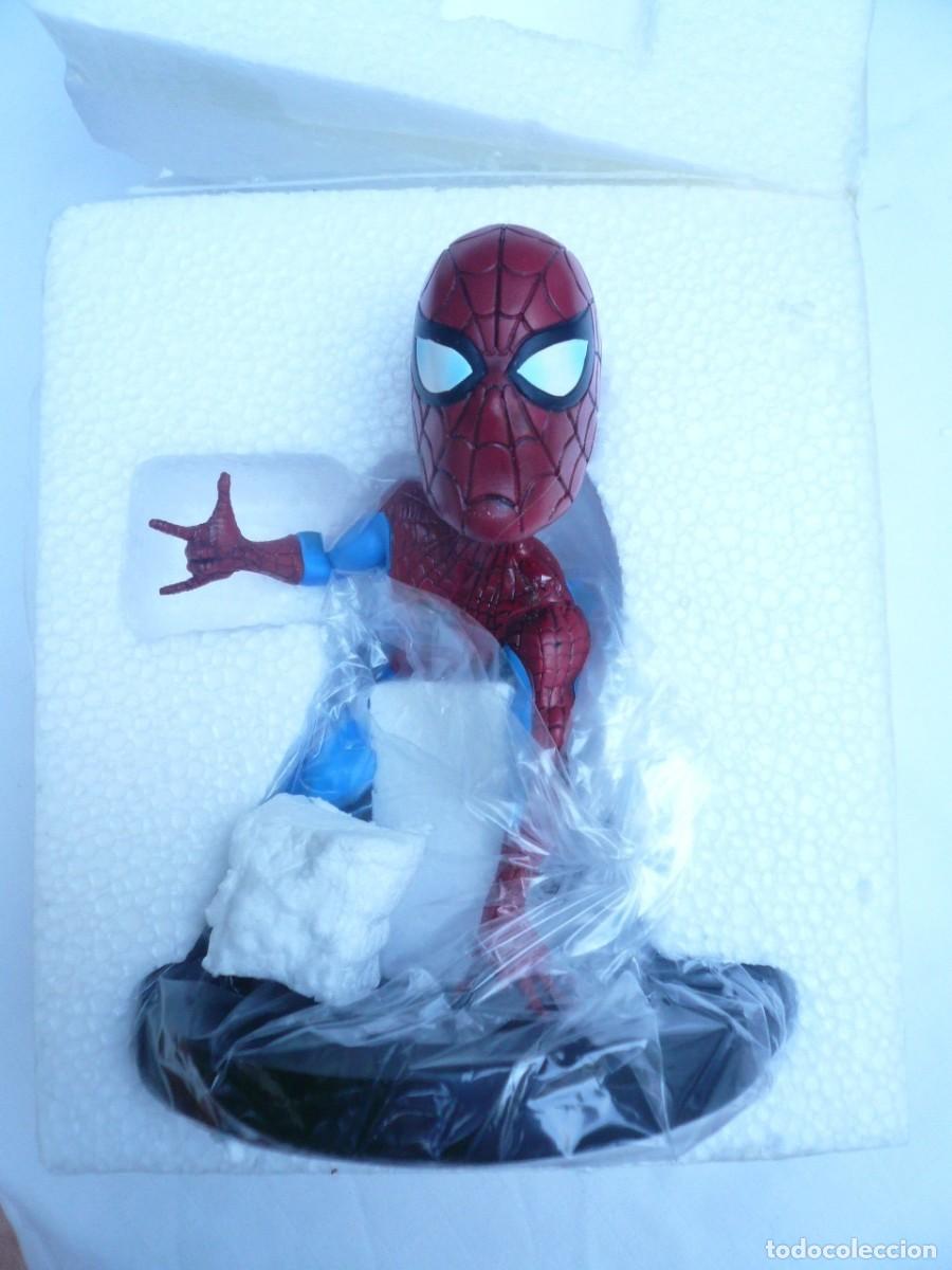 Figuras y mu&ntilde;ecos Marvel: FIGURA DE SPIDERMAN HEAD KNOCKER NUEVA EN SU CAJA - Foto 8