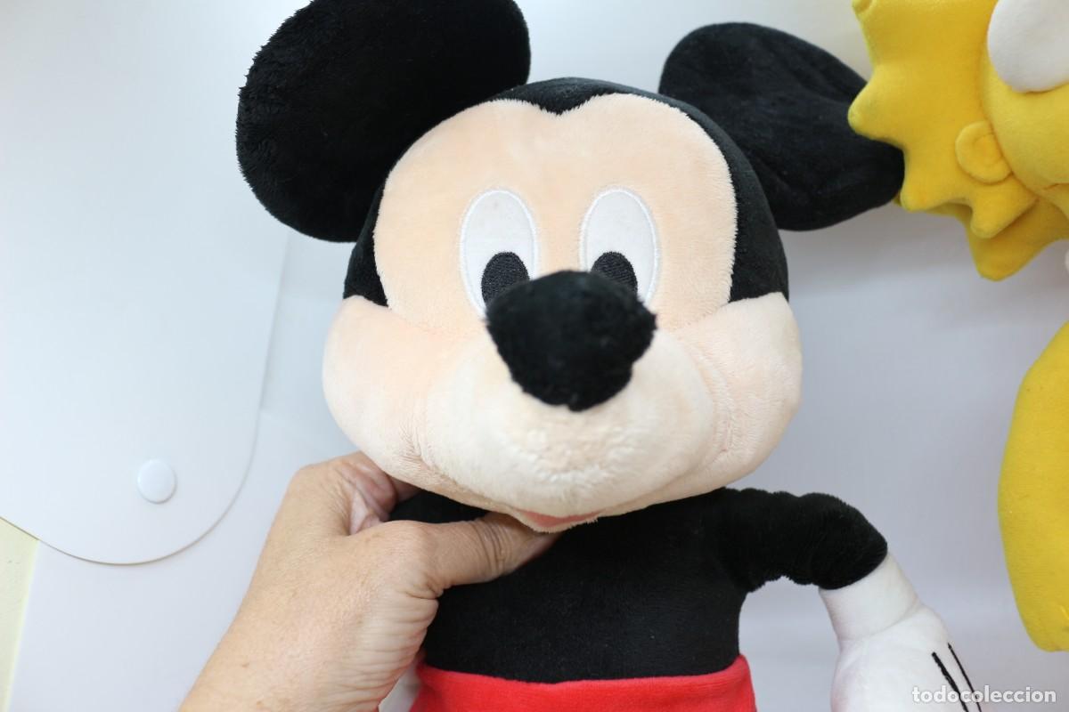 Figuras y mu&ntilde;ecos Marvel: Peluches Mickey 35 cm y Lisa Simpson 32 cm - Foto 5