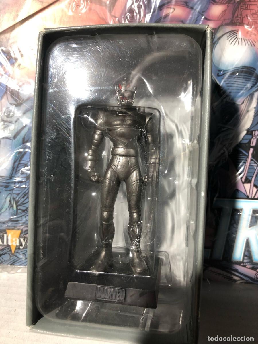 Figuras y mu&ntilde;ecos Marvel: ULTRON - FIGURA EAGLEMOSS MARVEL - NUEVA CON FASCICULO - Foto 2