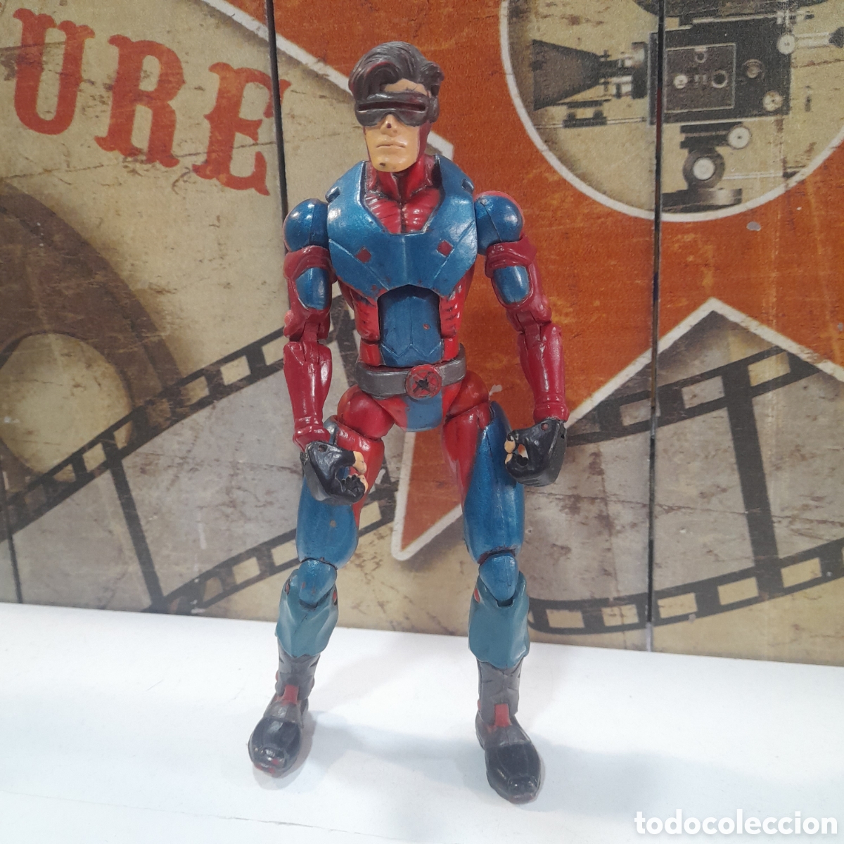 Figuras y mu&ntilde;ecos Marvel: Figura articulada de C&iacute;clope - Foto 1