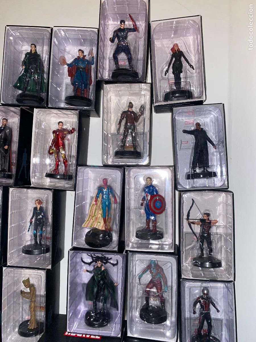 Figuras y mu&ntilde;ecos Marvel: Lote 27 figuras Marvel Todas nuevas y sin abrir - Foto 4