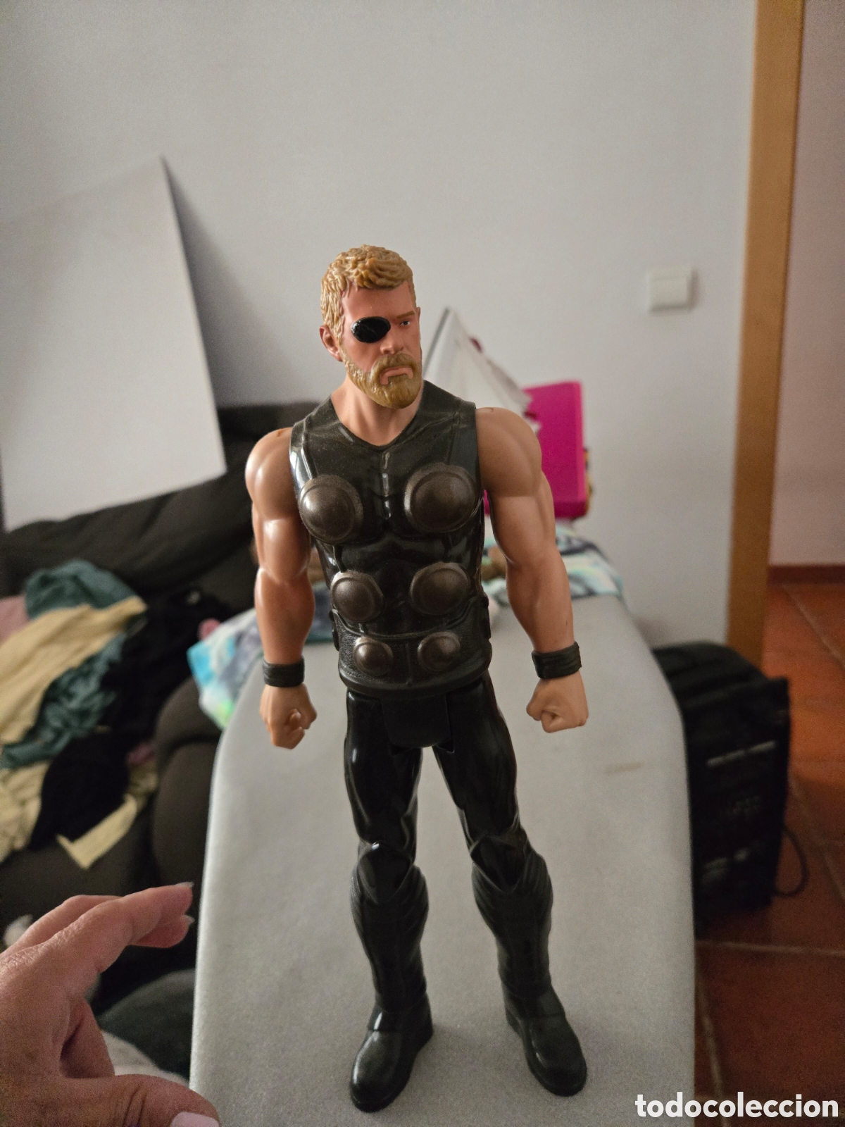 Figuras y mu&ntilde;ecos Marvel: Mu&ntilde;eco marvel sin estructura trasera - Foto 1