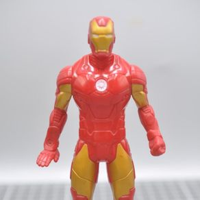 Hasbro 79780 - Marvel Avengers : Iron Man, figurine 30cm Hasbro 79780 - Marvel Avengers : Iron Man, figurine 30cm