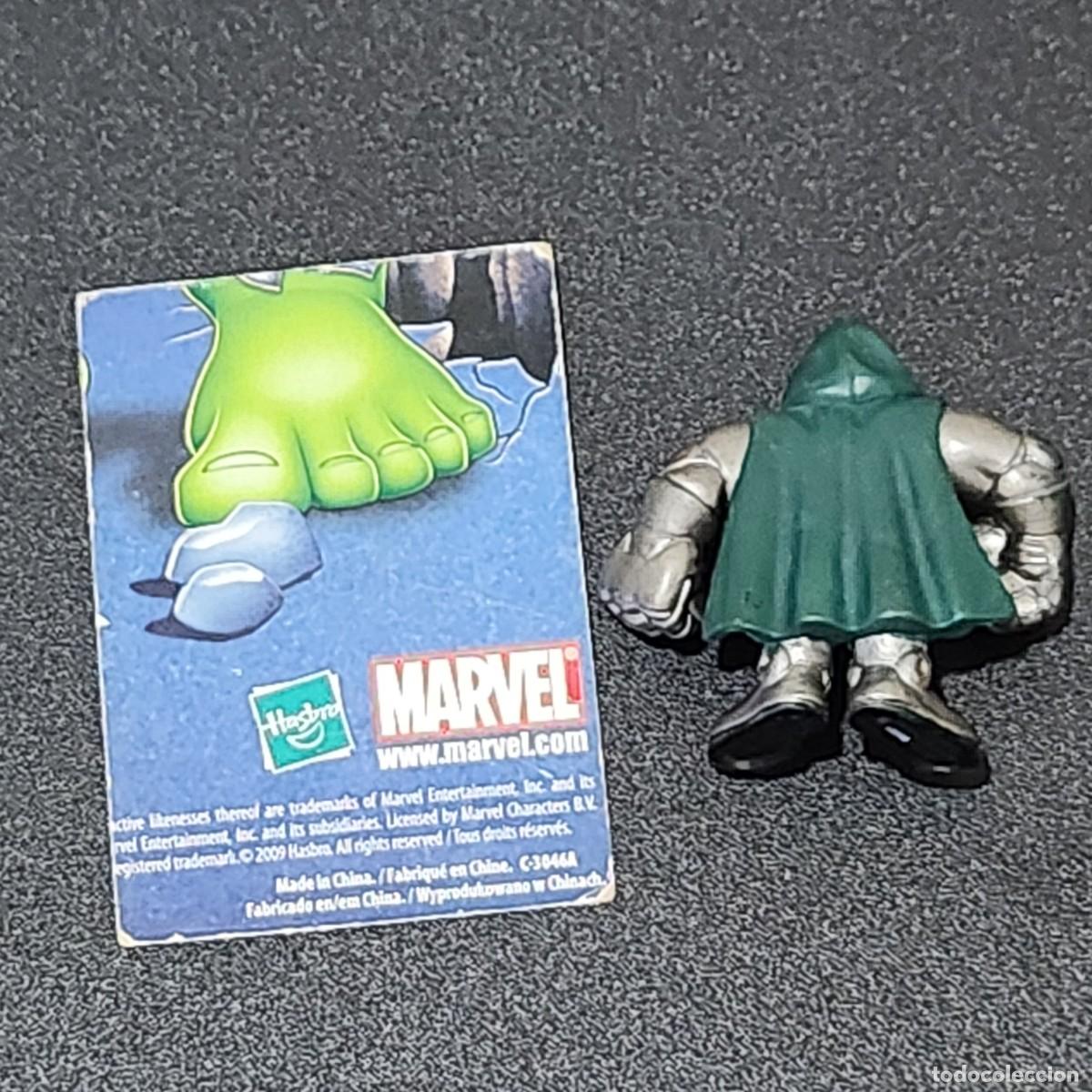Figuras y mu&ntilde;ecos Marvel: Figura Dr. Doom Marvel Super Hero Squad con carta original Hasbro 2009 - Foto 3