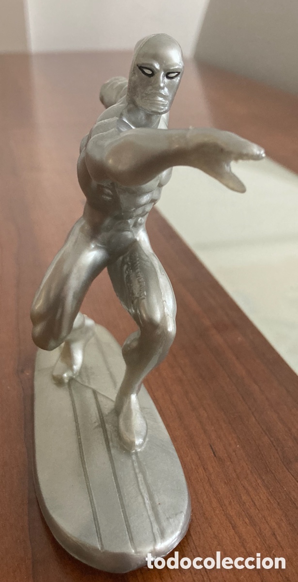 Figuras y mu&ntilde;ecos Marvel: Figura de Siver Surfer - Foto 2