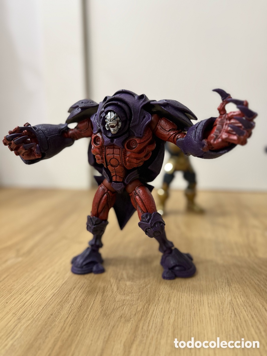 Figuras y mu&ntilde;ecos Marvel: Figura BAF completa Onslaught - Foto 4