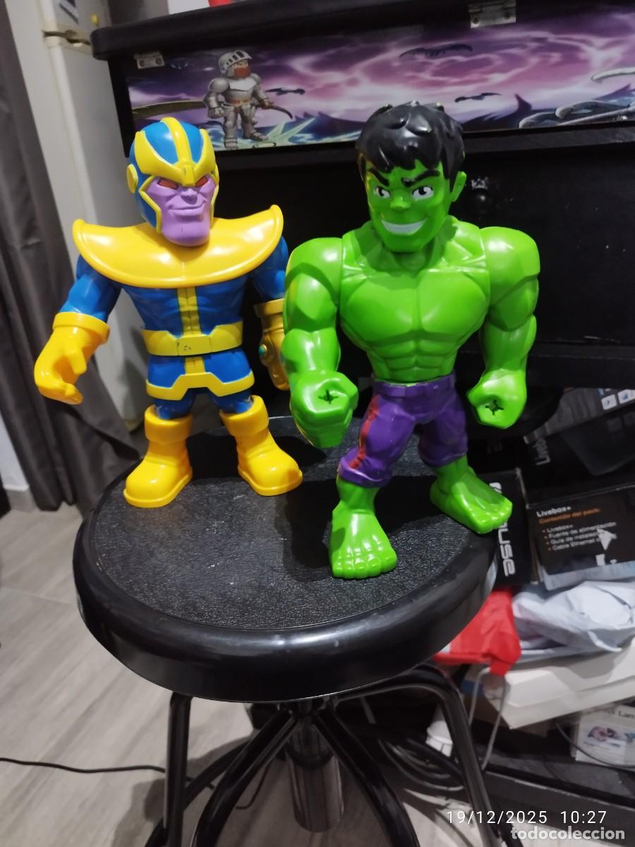 Figuras y mu&ntilde;ecos Marvel: 2 Figuras Marvel Thanos y Hulk - Foto 1