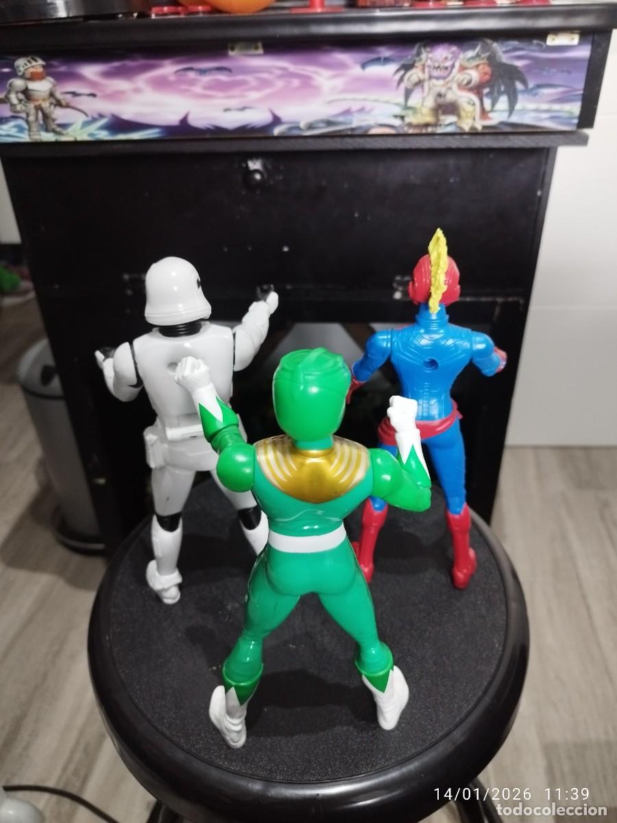 Figuras y mu&ntilde;ecos Marvel: Lote 3 Figuras Acci&oacute;n 24cm - Foto 6