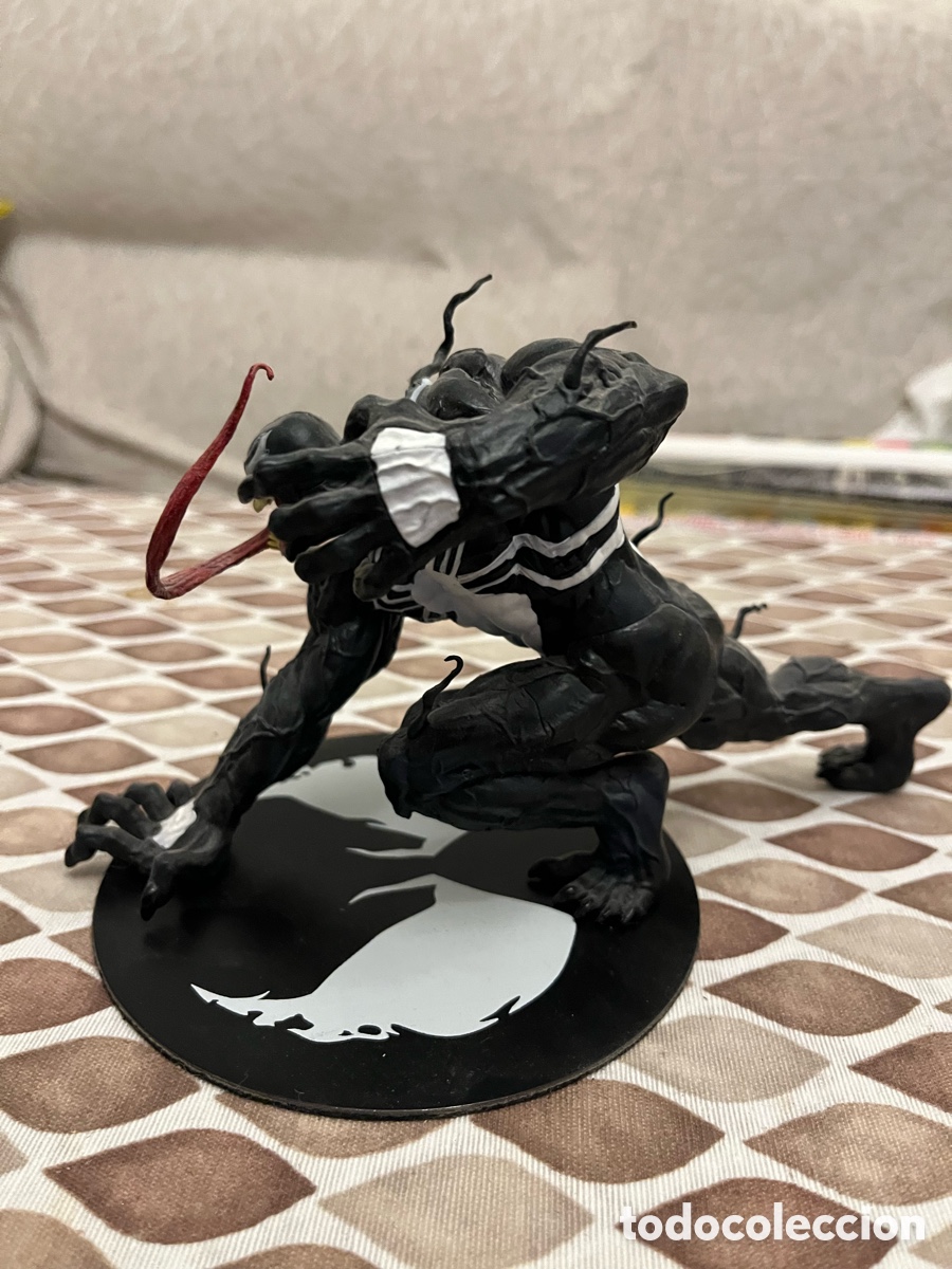 Figuras y mu&ntilde;ecos Marvel: Figura Spiderman y Venom - Foto 10
