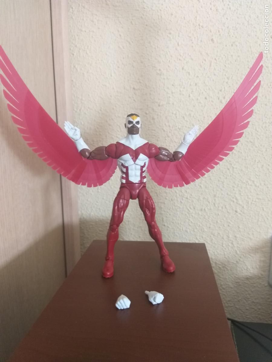 Figuras y Mu&ntilde;ecos Marvel: HALCON FALCON MARVEL LEGENDS HASBRO CAPITAN AMERICA