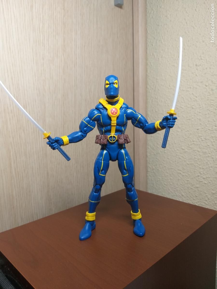 Figuras y Mu&ntilde;ecos Marvel: DEADPOOL AZUL MASACRE FORTACHON SERIES MARVEL LEGENDS HASBRO X-MEN