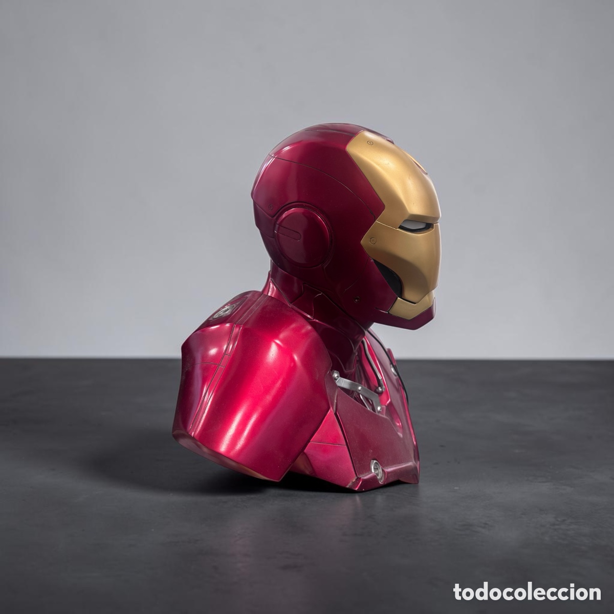 Figuras y mu&ntilde;ecos Marvel: Busto Iron Man escala 1.1 con luces led - Foto 5