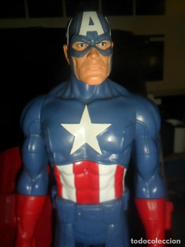 Figuras e Bonecos Marvel: 603- Figura de Marvel Capit&aacute;n America 29 cm alto serie Tit&aacute;n de Hasbro 2014