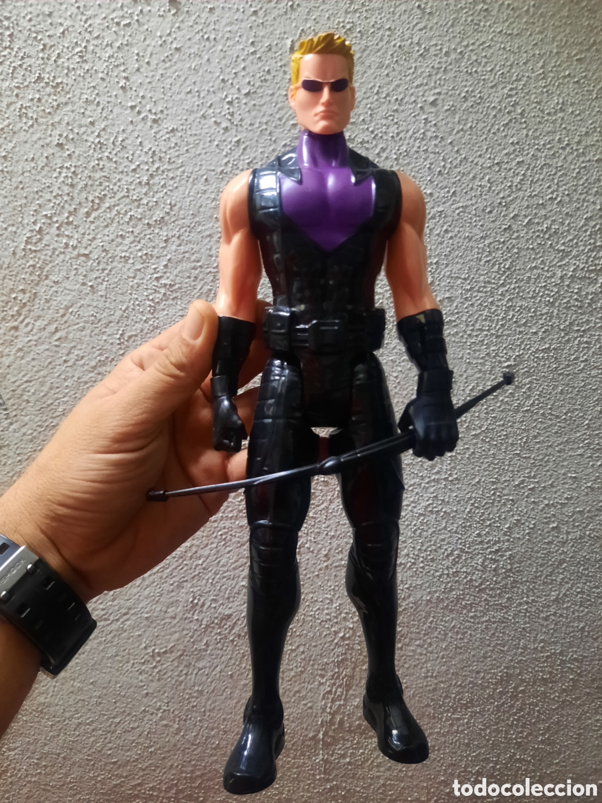 Figuras y mu&ntilde;ecos Marvel: Mu&ntilde;eco Articulado Marvel Avengers Hawkeye 30cm