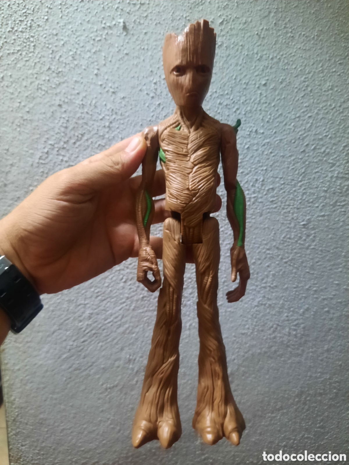 Figuras y mu&ntilde;ecos Marvel: Mu&ntilde;eco Articulado Marvel Avengers 30cm