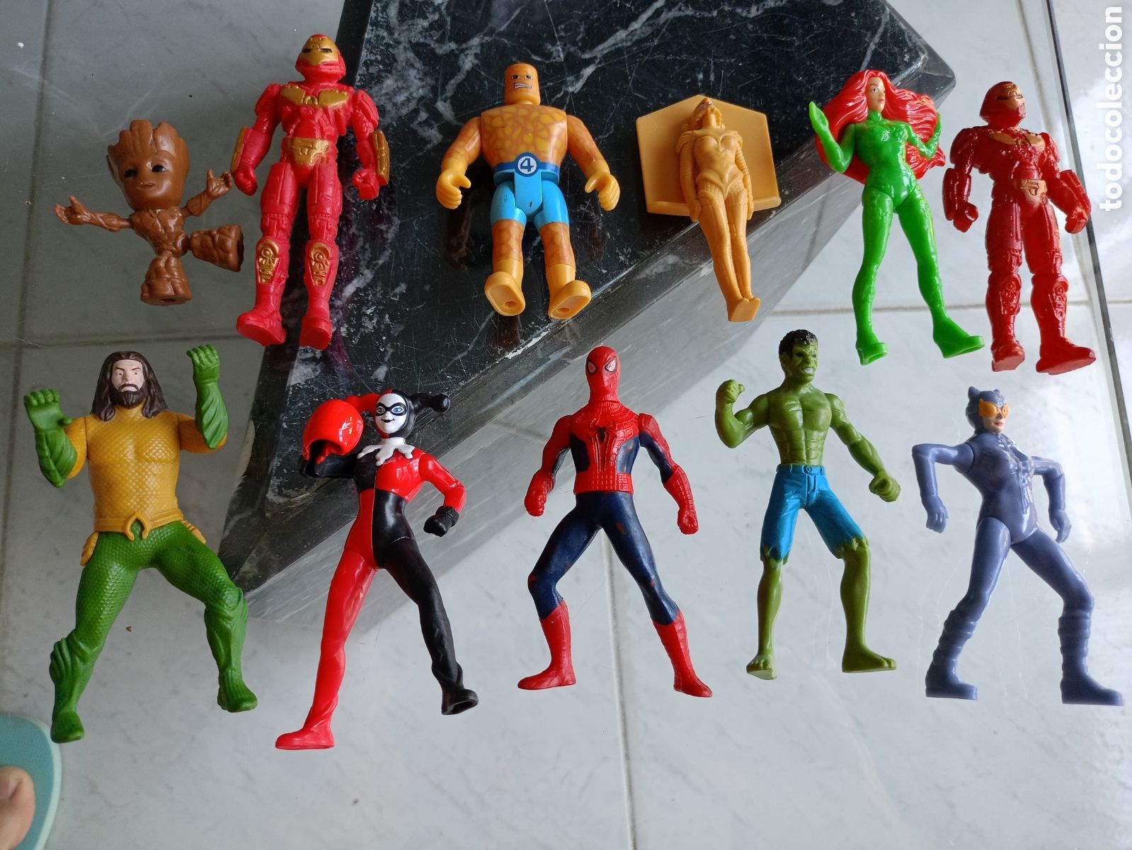 Figuras y mu&ntilde;ecos Marvel: Gran lote de superh&eacute;roes Marvel liga de la justicia figuras juguetes