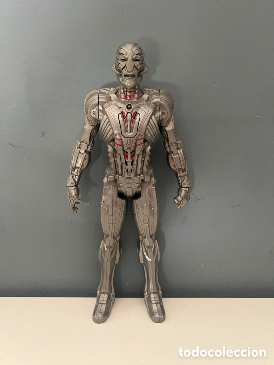 Figuras y mu&ntilde;ecos Marvel: Figura Ultr&oacute;n Titan Hero Series 30 cm