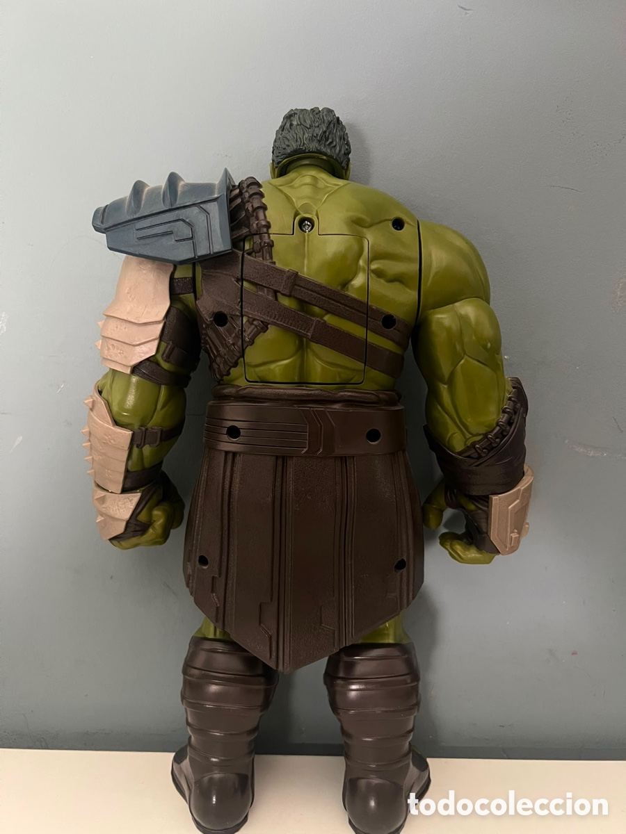 Figuras y mu&ntilde;ecos Marvel: Figura Hulk Gladiador Elect Series 36cm - Foto 4