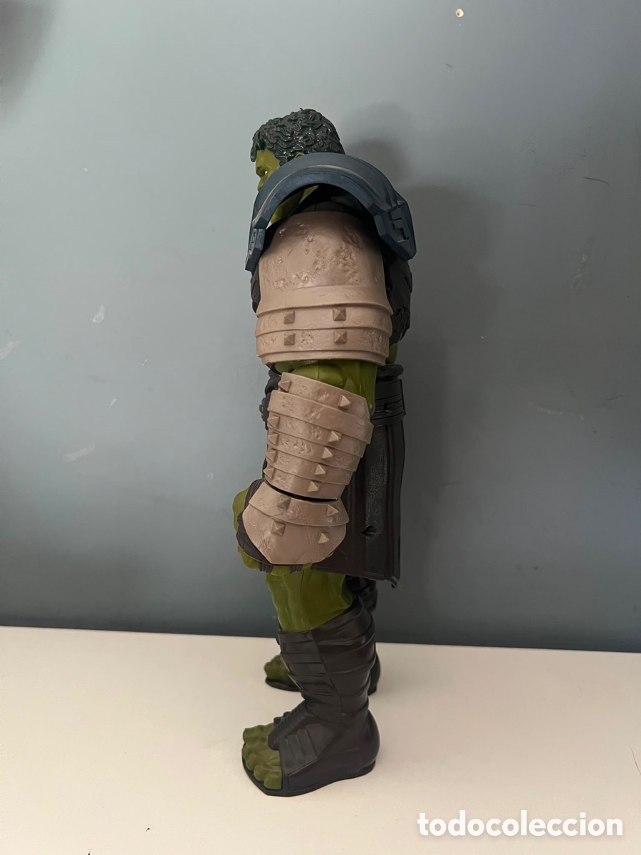 Figuras y mu&ntilde;ecos Marvel: Figura Hulk Gladiador Elect Series 36cm - Foto 5