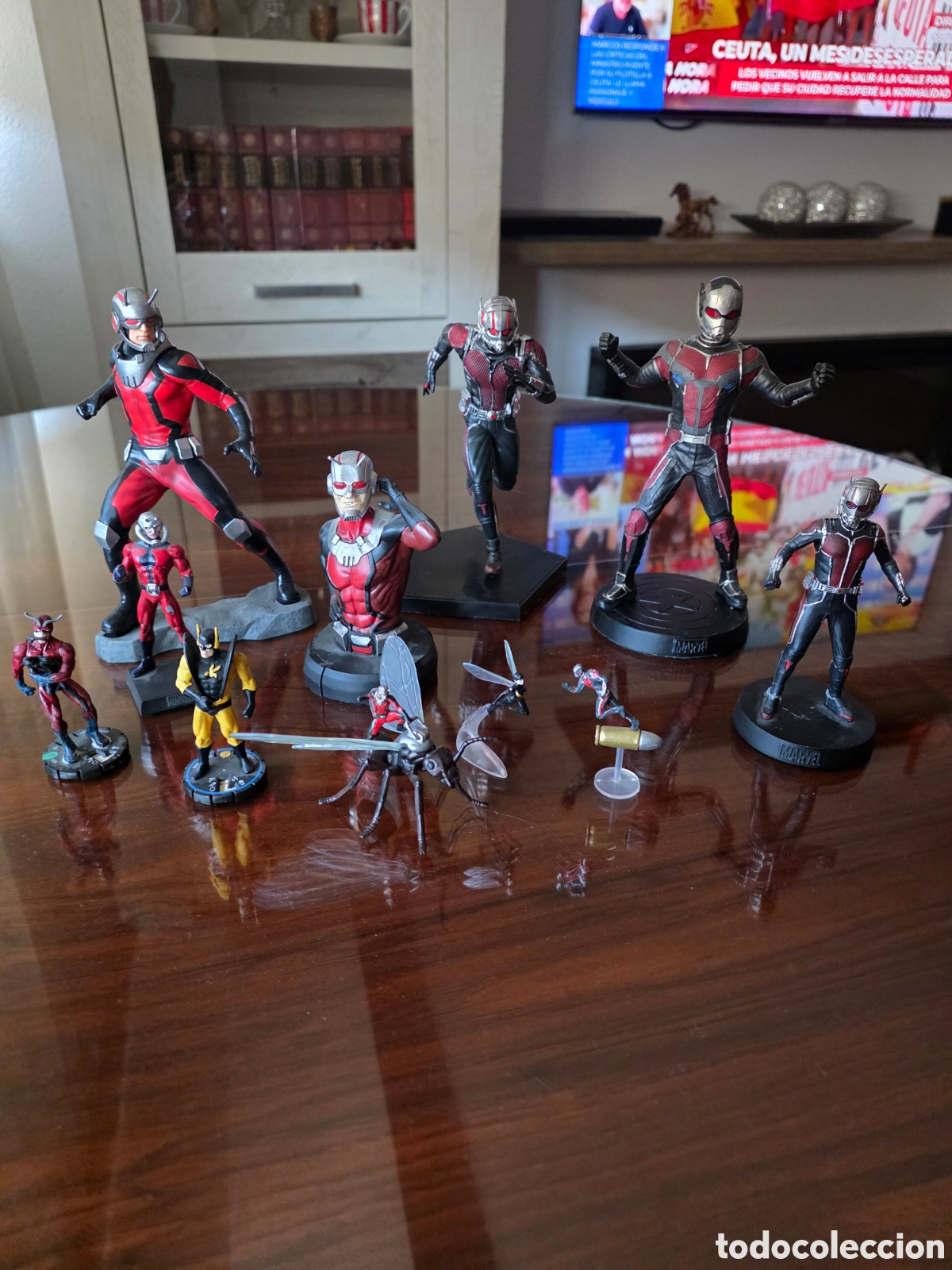Figuras y mu&ntilde;ecos Marvel: Gran lote de figuras marvel ant-man. - Foto 9