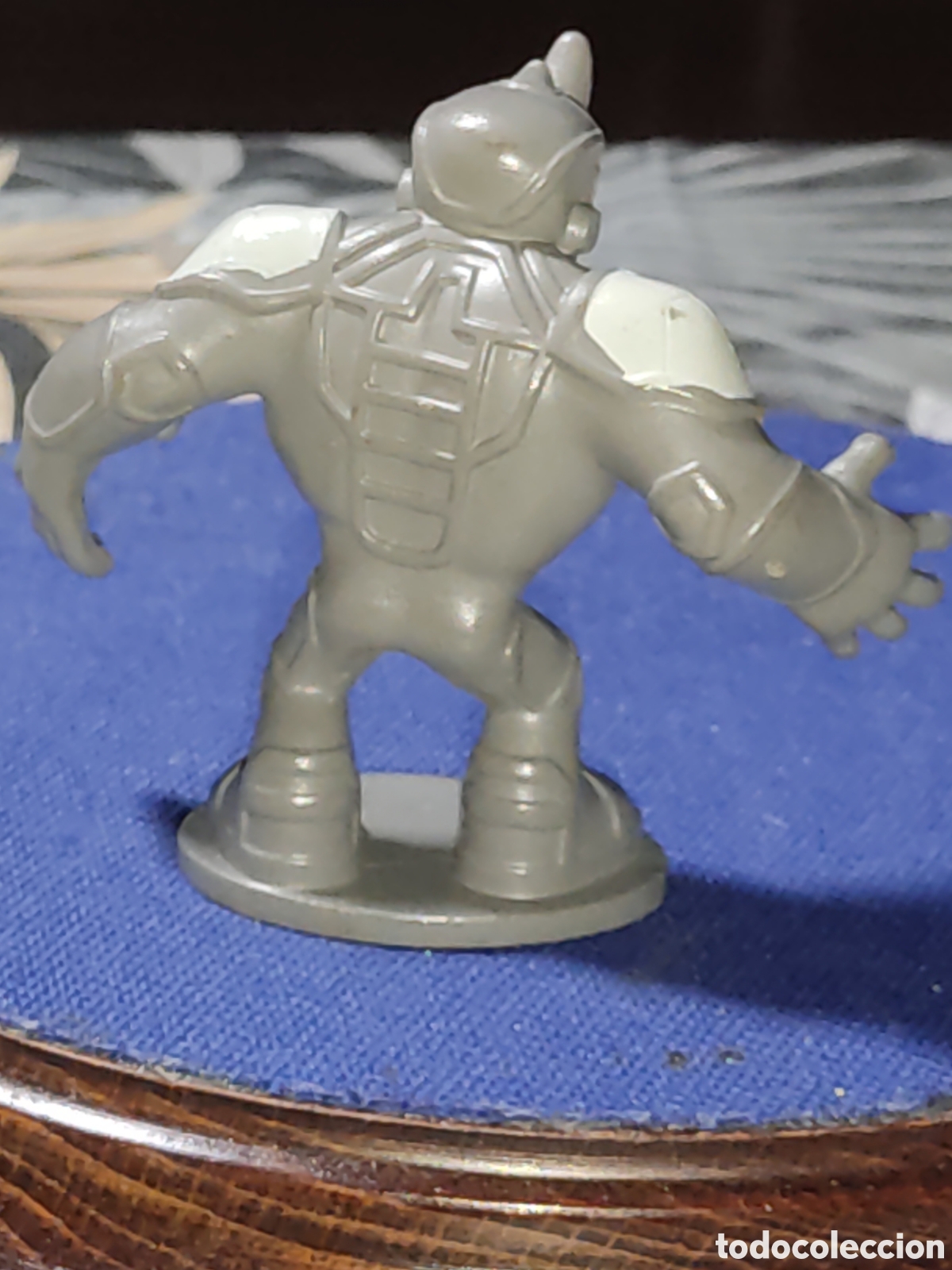 Figuras y mu&ntilde;ecos Marvel: Peque&ntilde;a figura Rhino de Marvel. - Foto 4