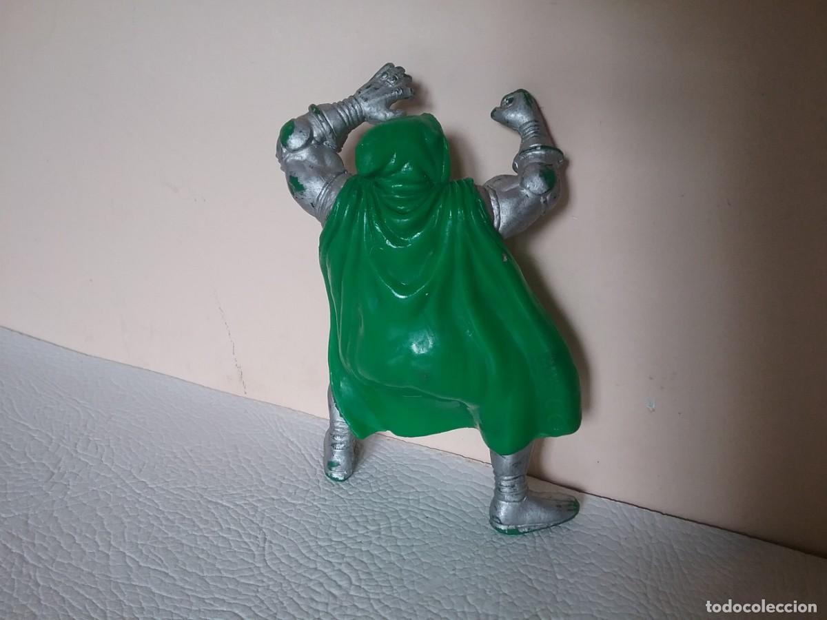 Figuras y mu&ntilde;ecos Marvel: DOCTOR MUERTE MARVEL YOLANDA 1998 - Foto 2