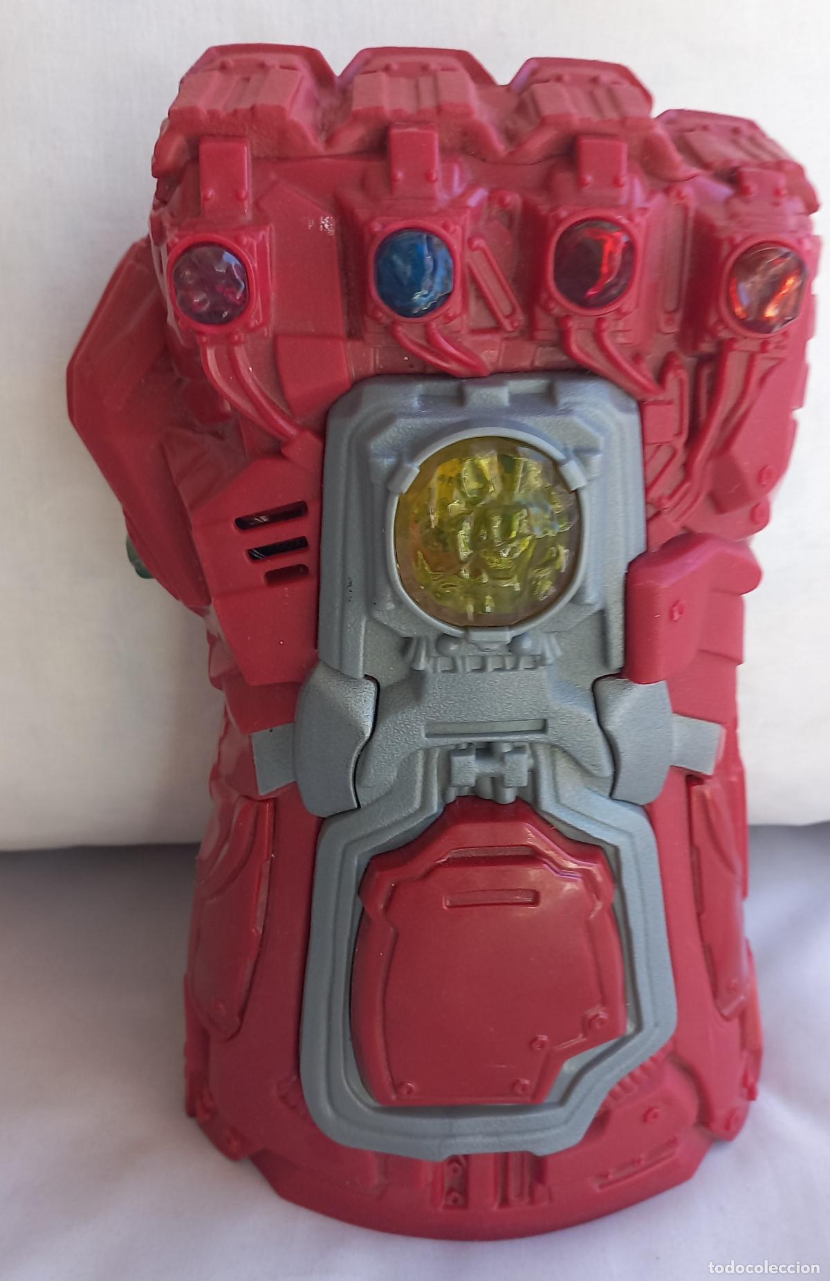 Figuras y mu&ntilde;ecos Marvel: PU&Ntilde;O GUANTELETE ELECTRONICO DE IRON MAN LUZ Y SONIDO/ MARVEL AVENGERS. 25 CM . Guante.