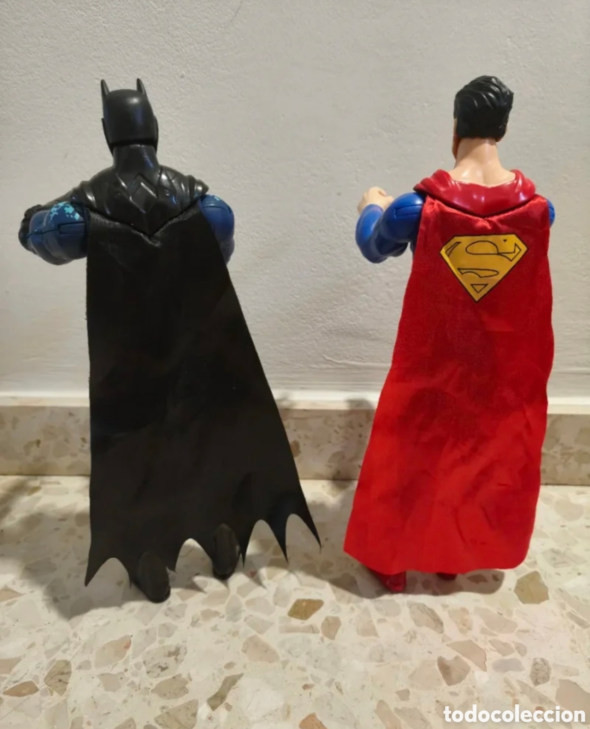 Figuras y mu&ntilde;ecos Marvel: Figuras de Batman y superman - Foto 2