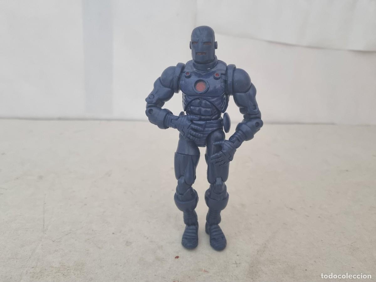 Figuras y mu&ntilde;ecos Marvel: Figura Iron Man de Marvel Legend 2002 Toybiz