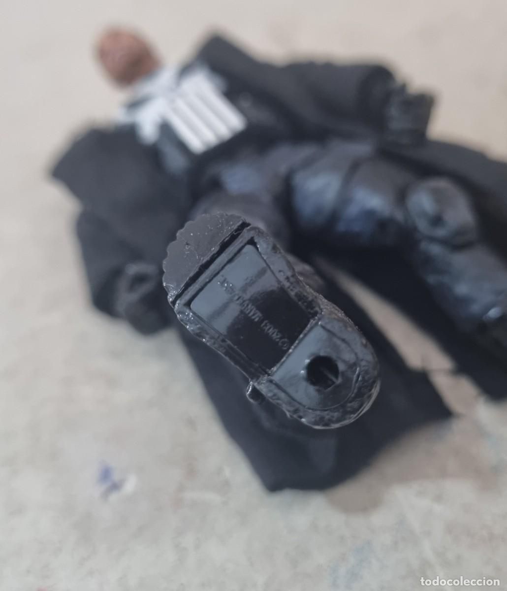 Figuras y mu&ntilde;ecos Marvel: Figura de accion The Punisher Marvel Legends - Foto 10
