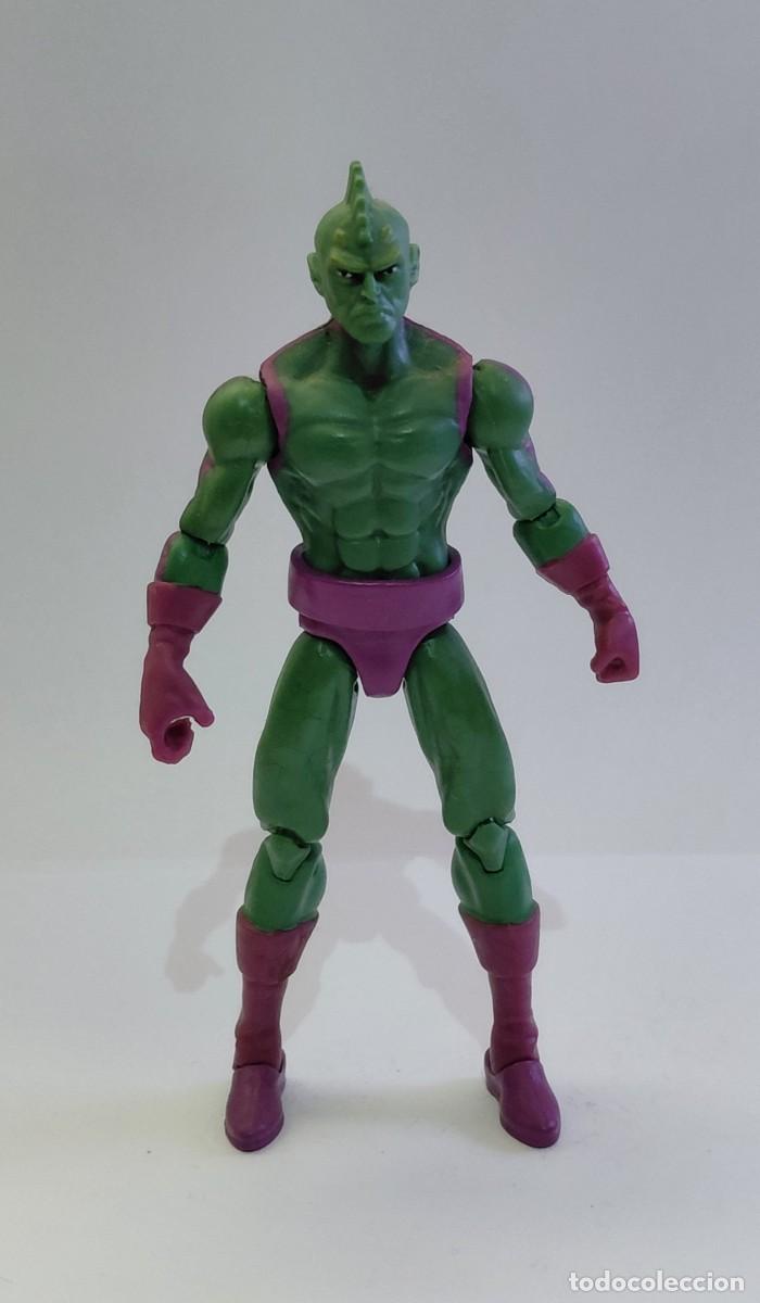 Figuras y mu&ntilde;ecos Marvel: TRITON MARVEL UNIVERSE/LEGENDS SERIES 10cm 3,75&rdquo; HASBRO