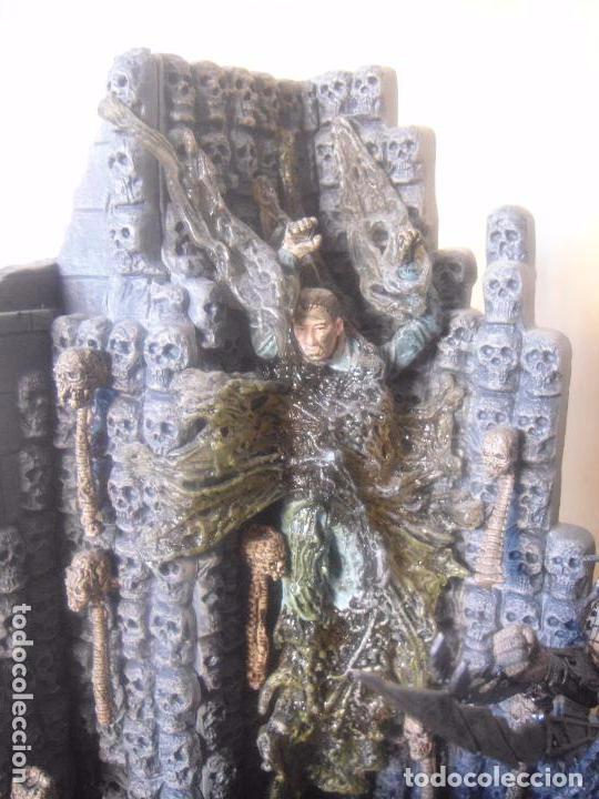 Figuras y mu&ntilde;ecos McFarlane: DIORAMAS DEPREDADOR - MCFARLANE 2005 - Foto 6